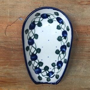 Boleslawiec Polish Pottery Hand Made Hand Painted Ceramic Spoon-Rest Blueberries